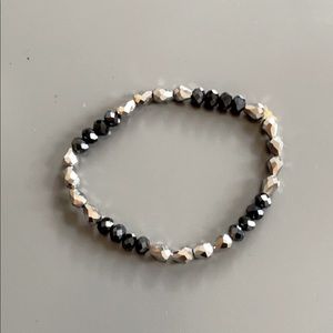 Electric beaded bracelet
